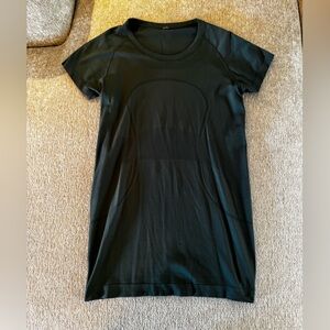 Lululemon Short Sleeve Swiftly Tee